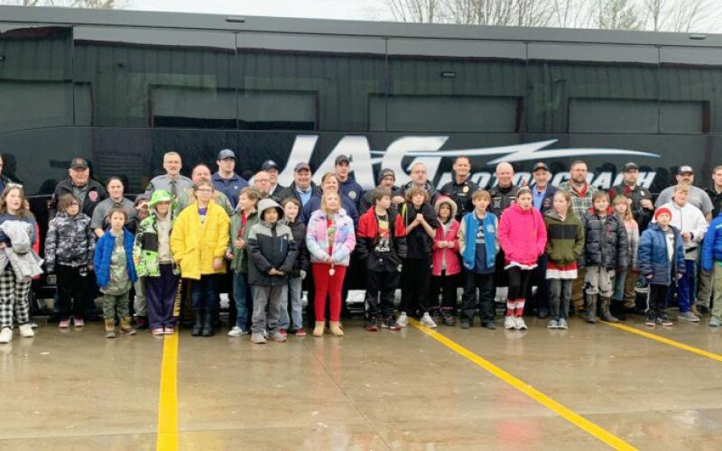 Shop with a hero brings Christmas Cheer