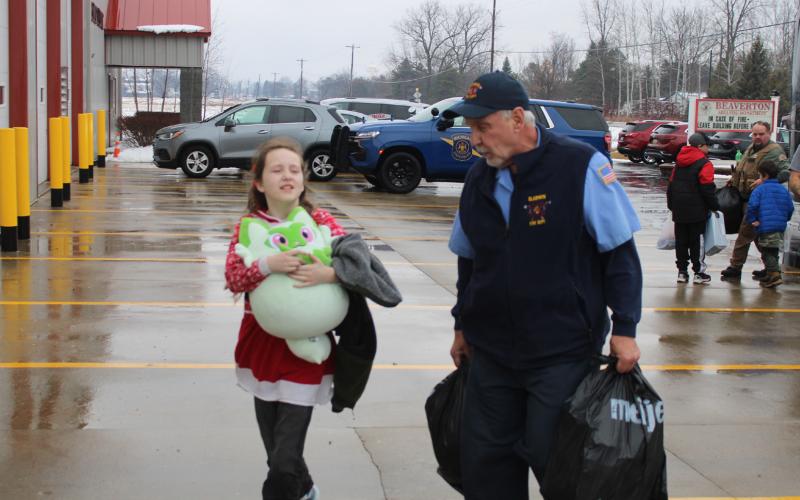 Shop with a hero brings Christmas Cheer