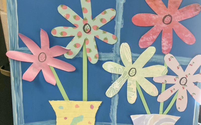 Elementary School hosts art show