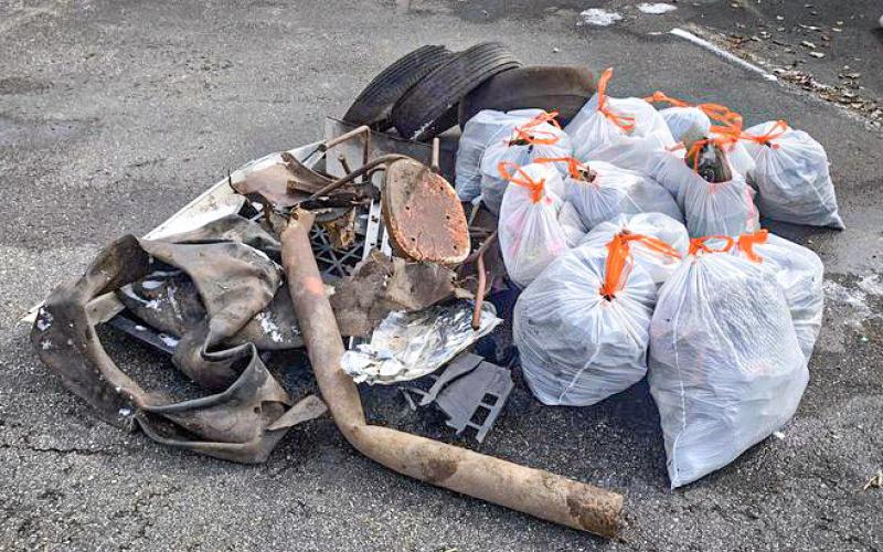 GCD PICKS UP 250 POUNDS OF PARK TRASH