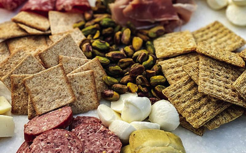 Make your best holiday charcuterie board