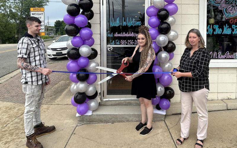 IN THE MIX TATTOO STUDIO LLC HOLDS RIBBON CUTTING EVENT