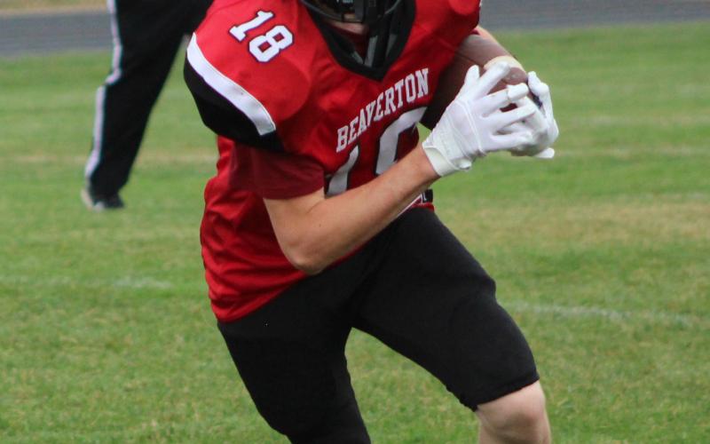 Mitchell Malmo caught a touchdown pass to help Beaverton’s JV football team top St. Louis last week.