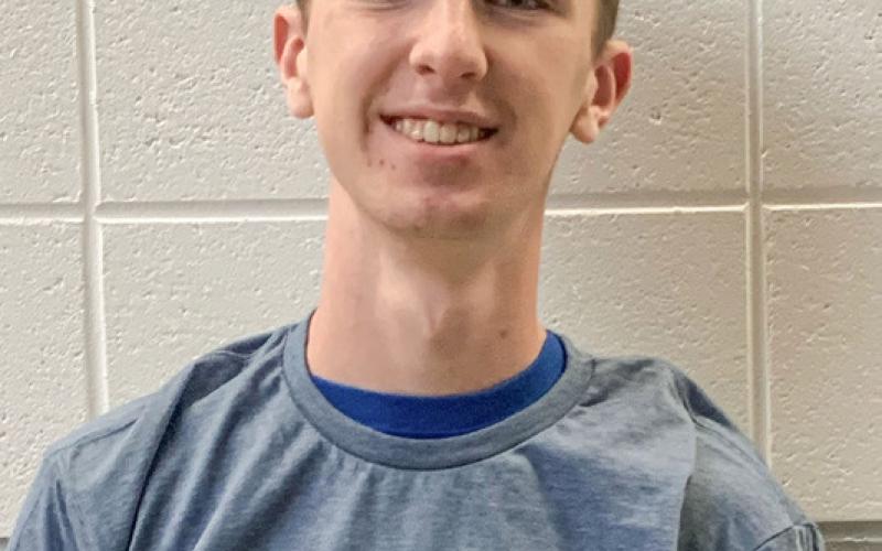 Runners honored after super season