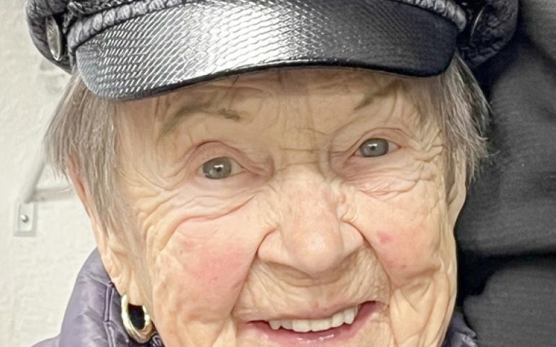 MERCEDES COMO – 100 YEARS STRONG