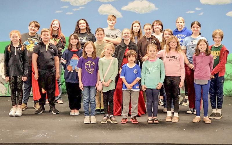 Pictured in back row, left to right: Paul Muma, Ella Finkbeiner, Lulu Contreras, Dillon Lieu, Ember Piper, Kennedy Antes, and Avery Graybill; middle row: Marleigh Grenon, Griffin Ferris, Noelle Melchi, Liam Terrien, Kamryn Lawrason, Georgia Grenon, Isabelle Hurt, Lola Stout, and Parker Sischo; front row: Evelyn Terrien, Annabella Wolverton, Gideon Wolverton, Katherine Carman, Lylah Schaudt, and Sam Marcotte.