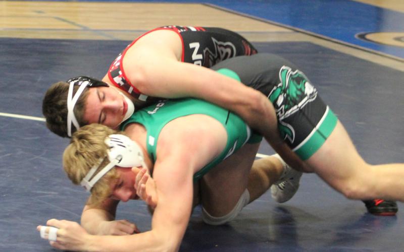 Beaverton’s Eli Roe qualified for the state meet by placing second at 157 at the Division 4 regional.