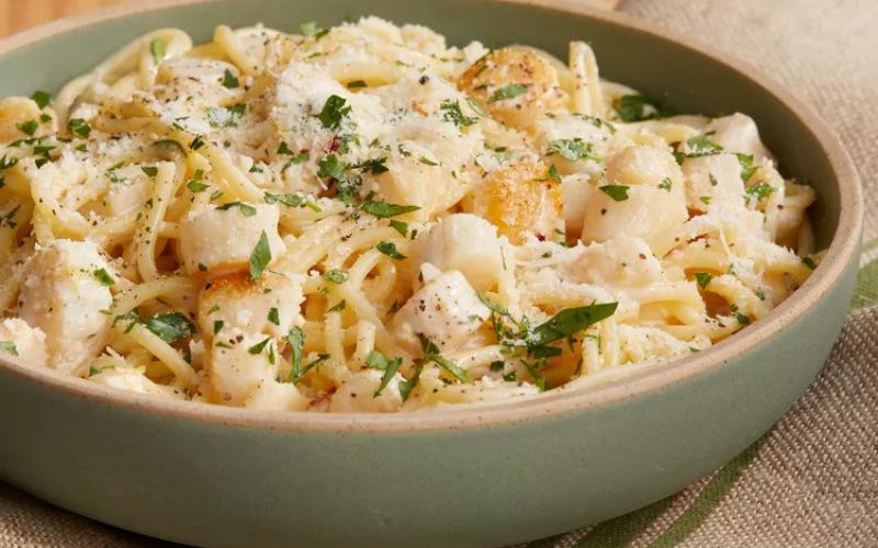 Creamy Bay Scallop Spaghetti