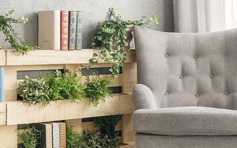 Woodworking Bookshelf Using Pallets