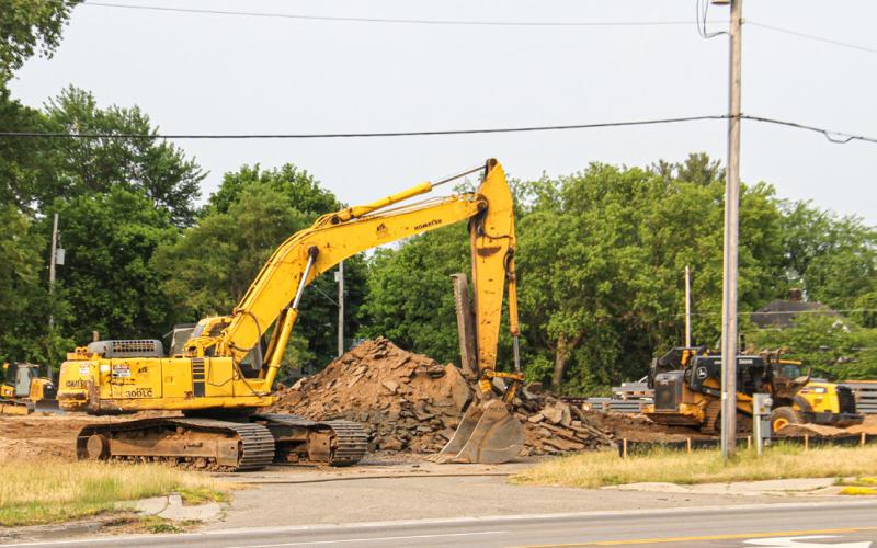 WORK PROGRESSES ON DG MARKET IN GLADWIN