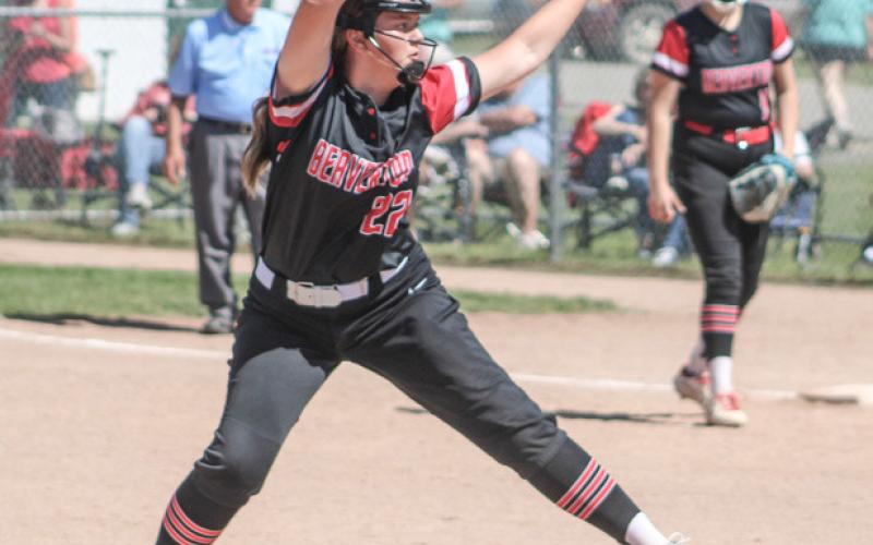 Farwell’s first dooms Beaverton in softball semifinals
