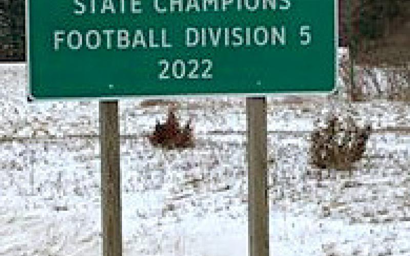 STATE CHAMPIONSHIP SIGNS ARE UP IN GLADWIN