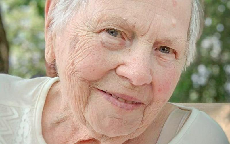 Luella Zeitz