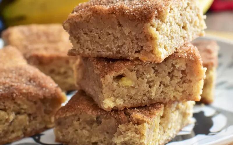 Banana Snickerdoodle Bars