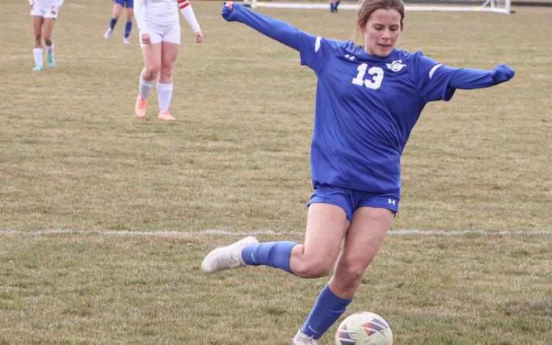 Willa Barren and the Gladwin soccer team sandwiched a win over Pinconning between two losses to Standish in Jack Pine Conference action last week.