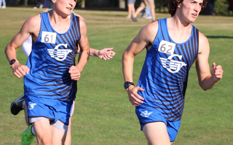 Gladwin’s Myles Robinson and Gabe Piach each earned a medal Saturday at the Oiler Blue and Gold Invitational Saturday in Mount Pleasant.