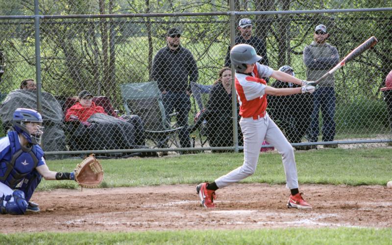 GLADWIN JV BASEBALL SWEEPS BEAVERS