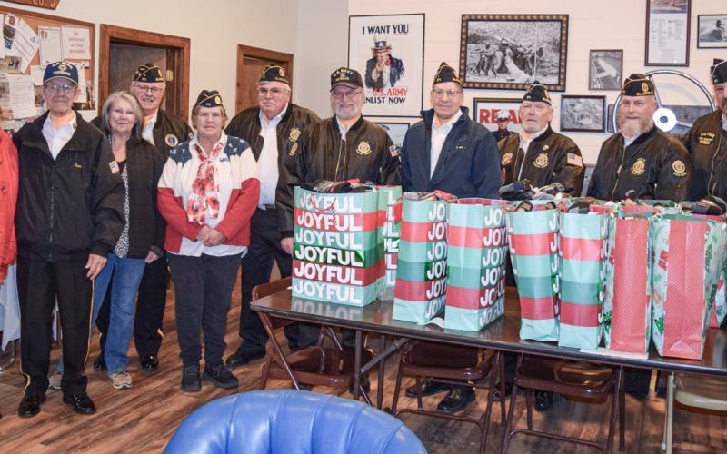 POST 171 DELIVERS GIFTS TO VETERANS
