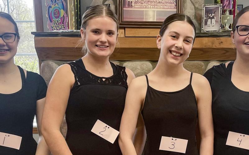 Dancers pass Cecchetti exams with honors