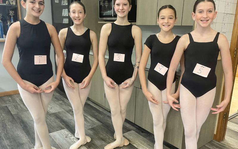 Dancers pass Cecchetti exams with honors