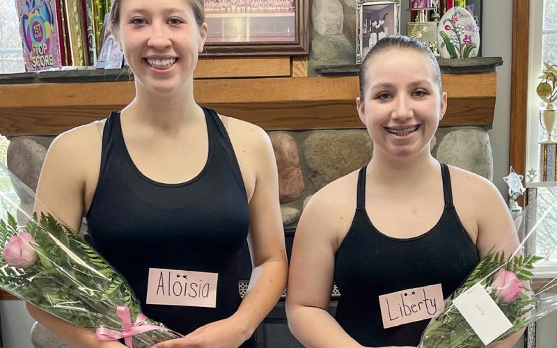Dancers pass Cecchetti exams with honors