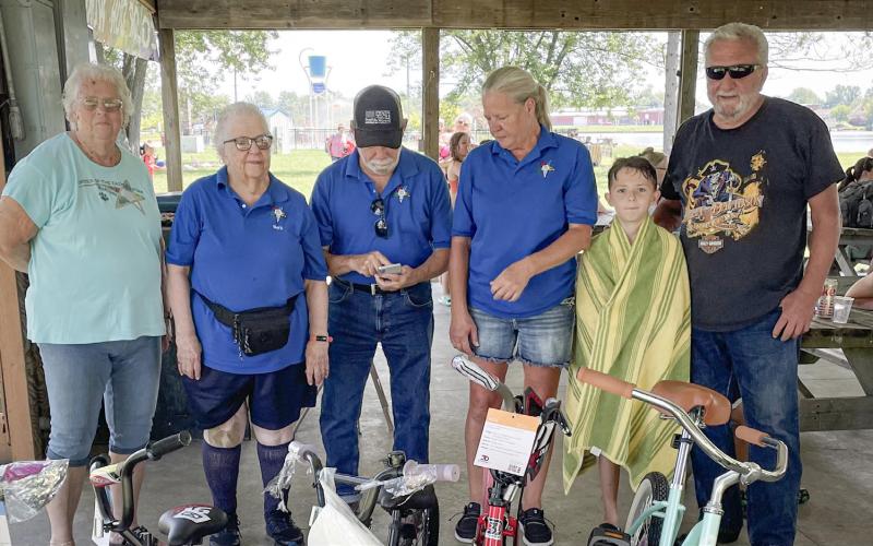 KIDS PRESENTED BIKES