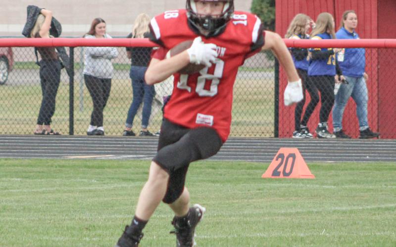 Mitchell Malmo scored a touchdown and had six tackles on defense when the Beaverton junior varsity football team dropped a tough 36-20 battle with Clare Thursday.