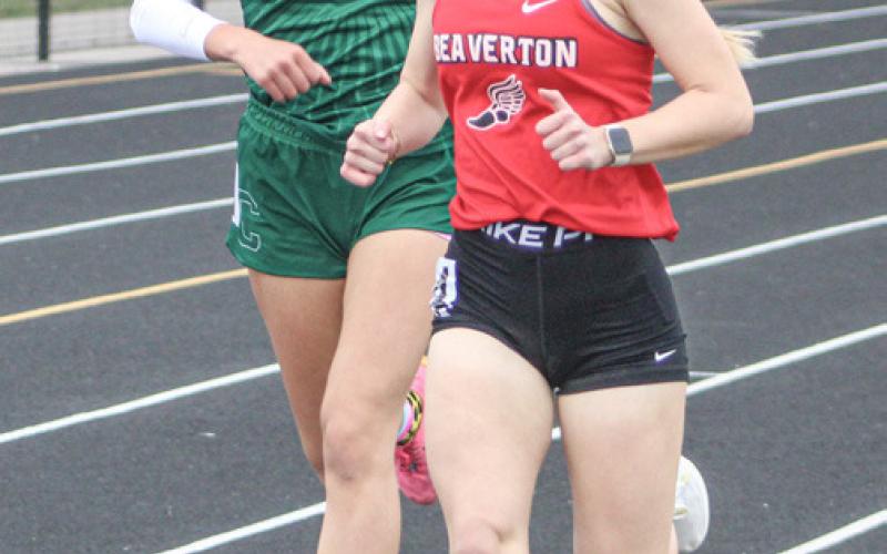 Tessa Wohlschlegel runs the 1,600 meters.