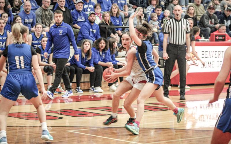 Beaverton’s Myah Hubble tries to find a way to the basket against Beal City’s smothering defense during last Wednesday night’s overtime loss.