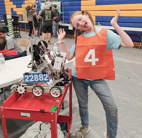 BEAVERTON STUDENT DOES THE ROBOT