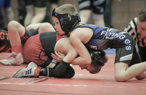 YOUTH WRESTLING