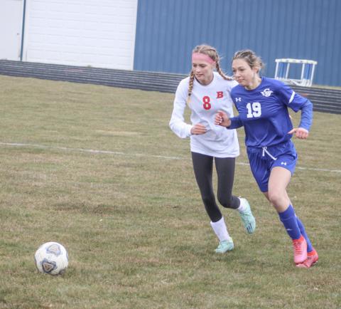 Gladwin soccer team falls to league leader