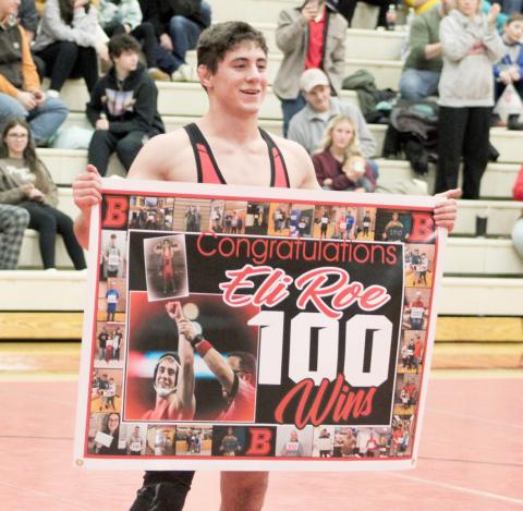 Flying G’s, Beavers win wrestling titles at tourney