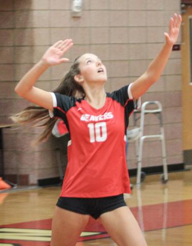 Beaverton’s Piper Carland gets ready to serve up an ace during a recent match. The Beavers split two matches last week.