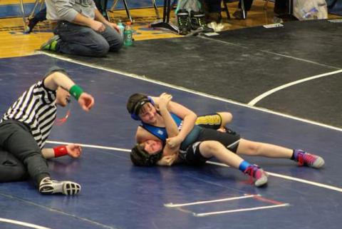Outstanding performance in Gladwin for Youth Wrestling