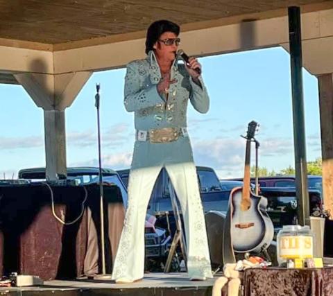 “Tribute to Elvis” party held