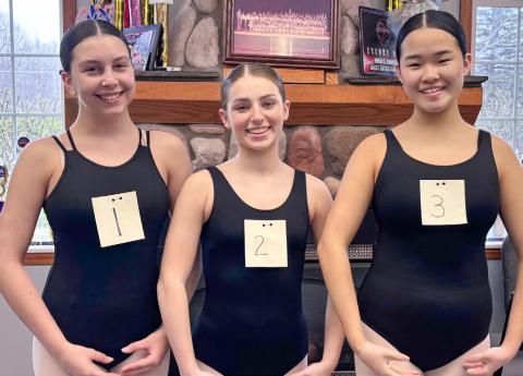Grade III students: Kate Schmidt passing with high honors, Ayla Donahue with high honors, and Jiayi Rees with high honors.