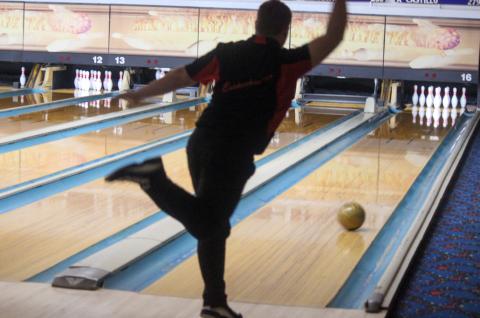 BHS bowling travels to Gladwin, defeating foe Harrison Hornets