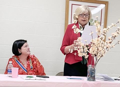 Pictured left to right, DAR of Michigan, State Regent Dawn Brady and Michilimacinac Chapter Regent Karen Eckardt.