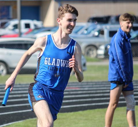 Gladwin boys Track moves up to sixth in the MITCA rankings