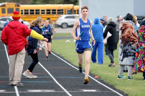 Sophomore Elijah Christensen sets the pace in last Wednesday’s 4x800 Relay race.