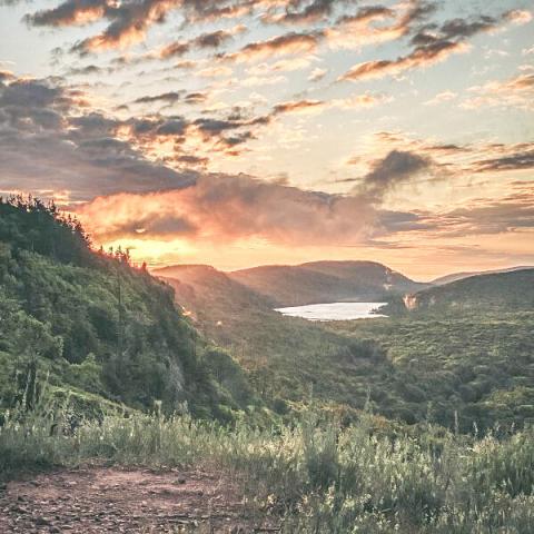 DNR PHOTO AMBASSADOR SNAPSHOT: GOLDEN HOUR GLOW