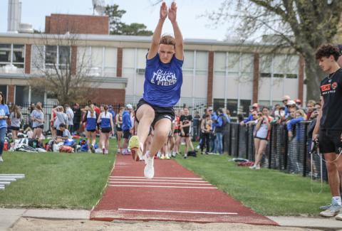 GJHS GIRLS TRACK COMPETED AT ALMA COLLEGE
