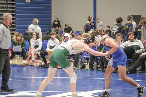 Traedence Moore had a 4-1 record Saturday to help Gladwin win the championship at the Grayling Team Tournament.