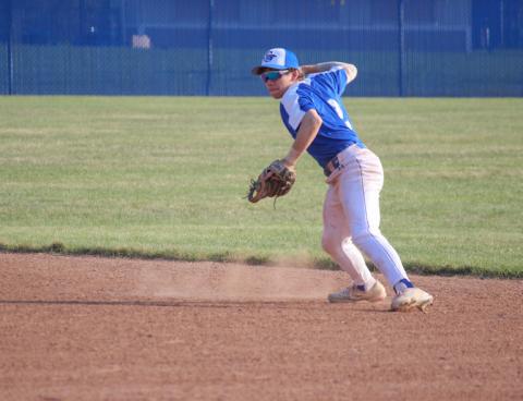 Second baseman Brady Gehrett scopes the ground ball and throws to first.