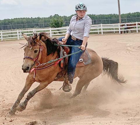 Chloe Lawrason shares her 4-H experience