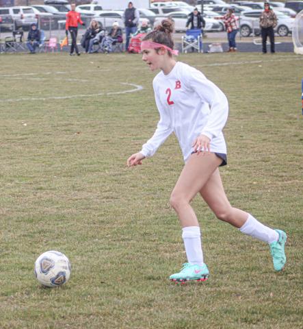 Beaverton’s Emily Skotynsky closes in on the ball during a game last season. Skotynsky is a member of a strong sophomore class that will return to the lineup for the Beavers this spring.