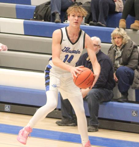 Peyton Koshorek had nine points and six rebounds in Gladwin’s 78-35 victory over visiting St. Louis last week, part of a 12-game win streak for the Flying G’s.