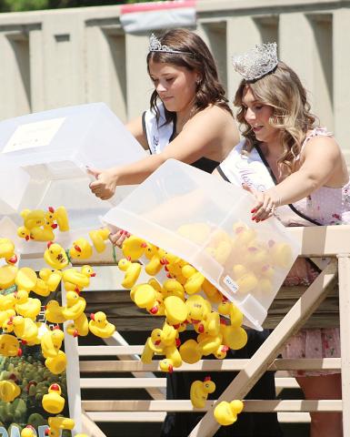 HOSPICE DUCK RACE A BIG SUCCESS