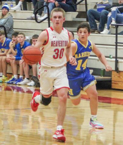 Beaverton boys’ basketball team splits two JPC games
